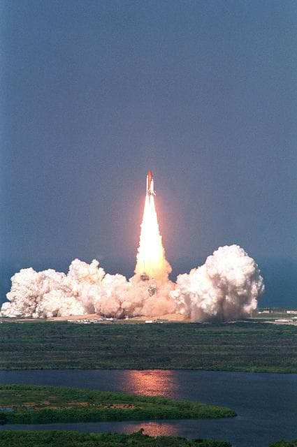 NASA image: KSC-02pp1474