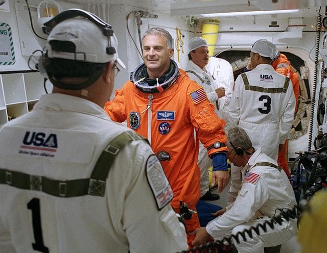 NASA image: KSC-02pp1484