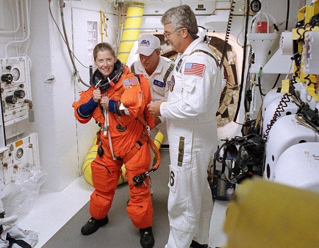 NASA image: KSC-02pp1485