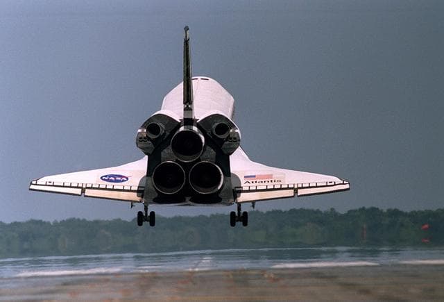 NASA image: KSC-02pp1596