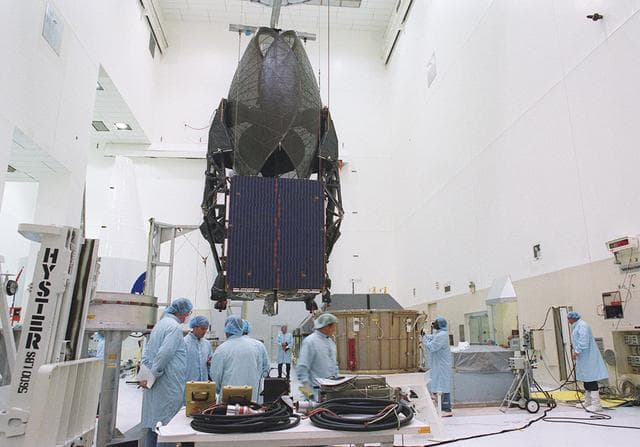NASA image: KSC-02pp1641