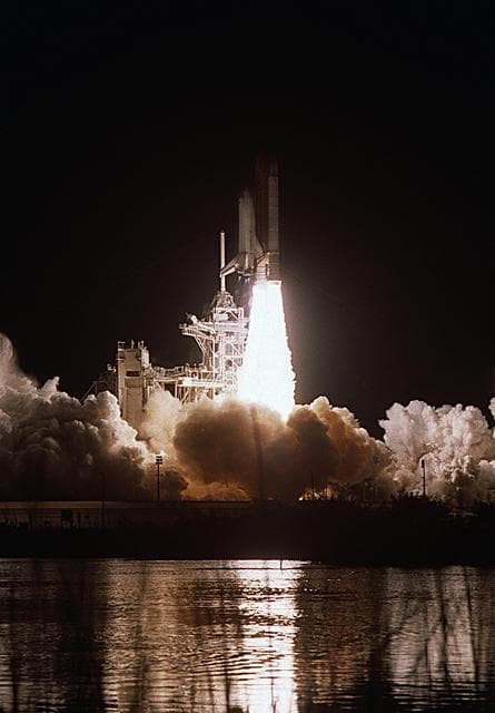 NASA image: KSC-02pp1817