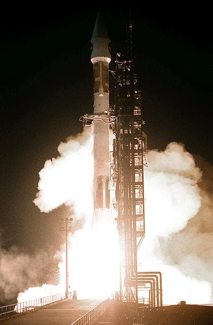 NASA image: KSC-02pp1853