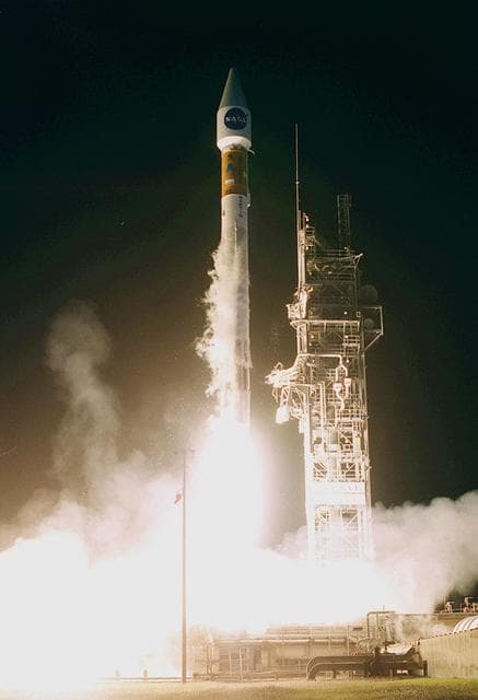 NASA image: KSC-02pp1854