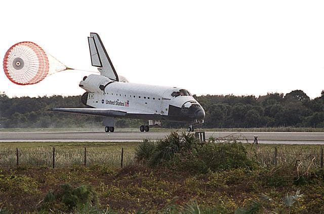 NASA image: KSC-02pp1902