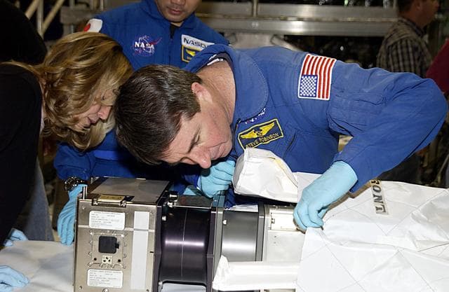 NASA image: KSC-03pd0015