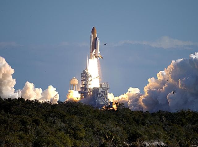 NASA image: KSC-03pd0113