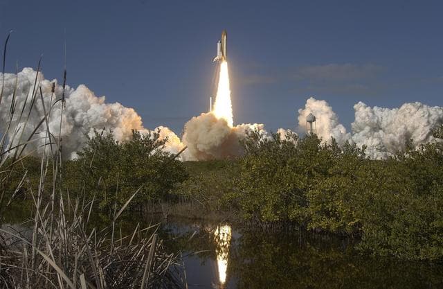 NASA image: KSC-03pd0134