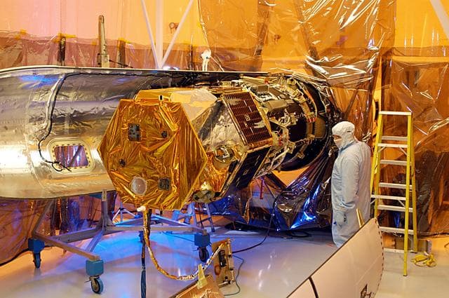 NASA image: KSC-03pd0152