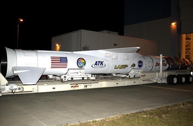 NASA image: KSC-03pd0166