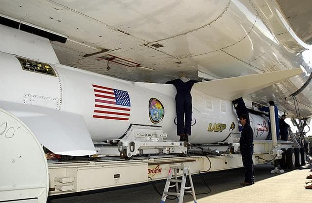 NASA image: KSC-03pd0174