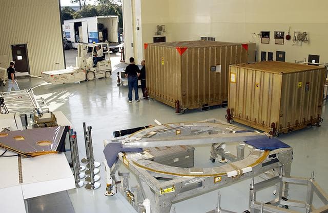 NASA image: KSC-03pd0202