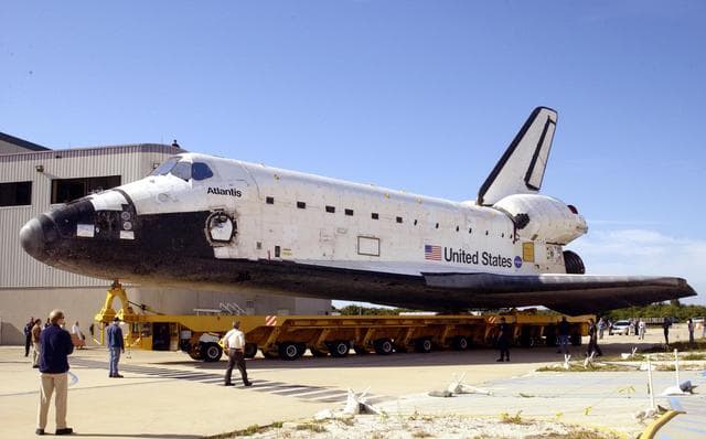 NASA image: KSC-03pd0204