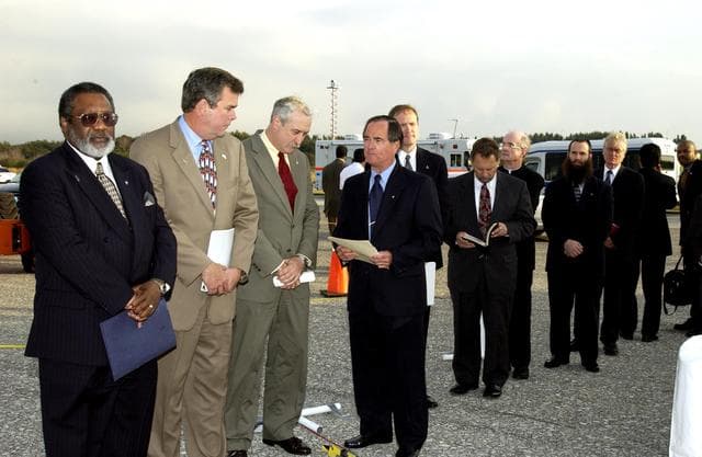 NASA image: KSC-03pd0288