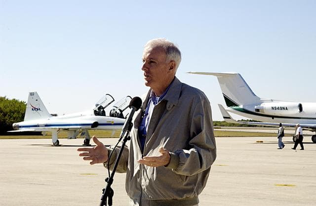 NASA image: KSC-03pd0339