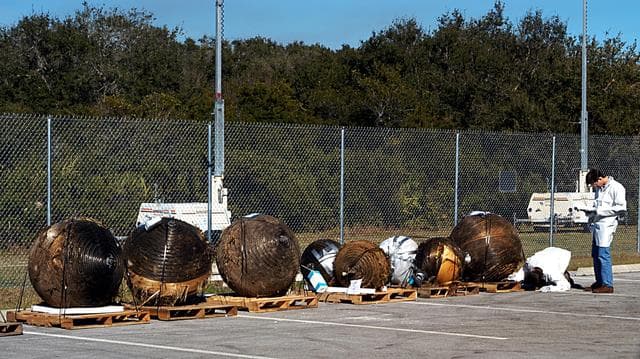 NASA image: KSC-03pd0353