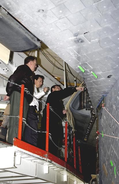 NASA image: KSC-03pd0377