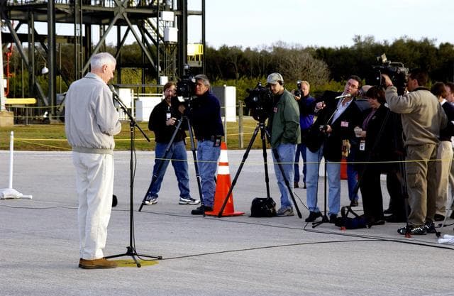 NASA image: KSC-03pd0411