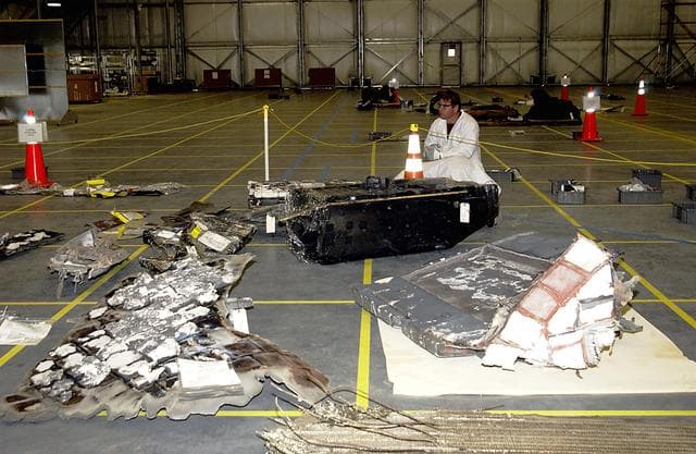 NASA image: KSC-03pd0451