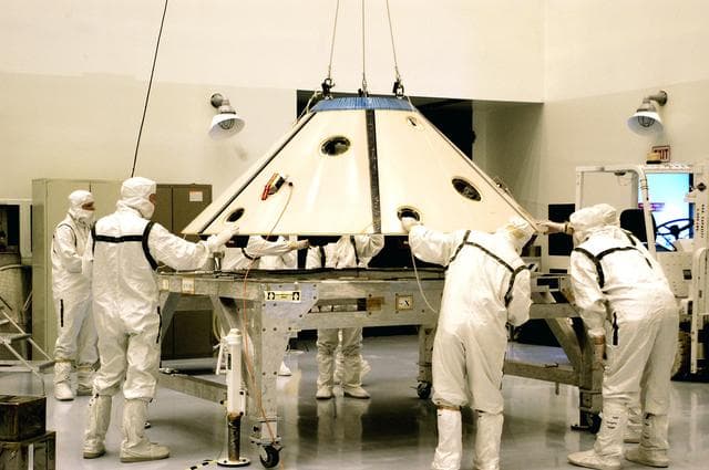 NASA image: KSC-03pd0456
