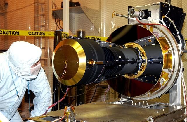 NASA image: KSC-03pd0477