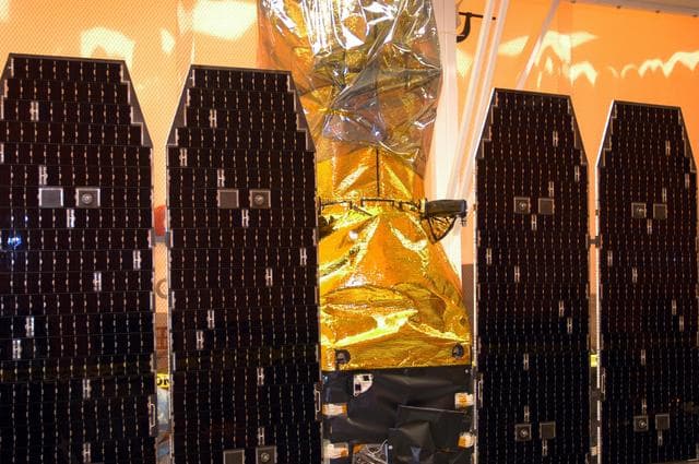NASA image: KSC-03pd0489