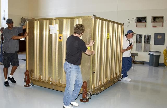NASA image: KSC-03pd0539