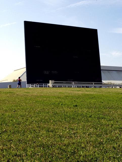 NASA image: KSC-03pd0570