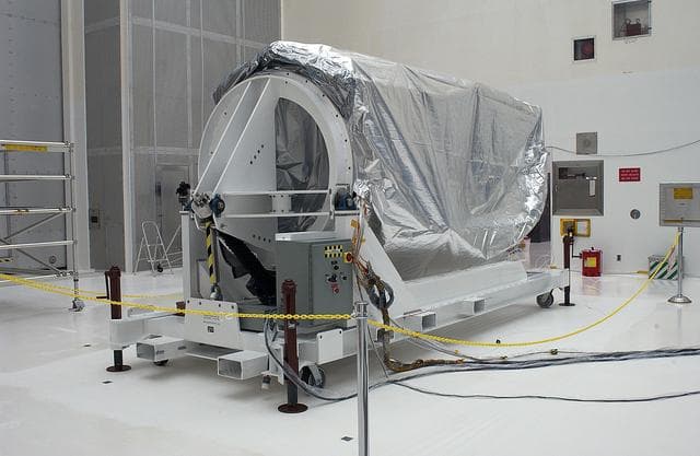 NASA image: KSC-03pd0602