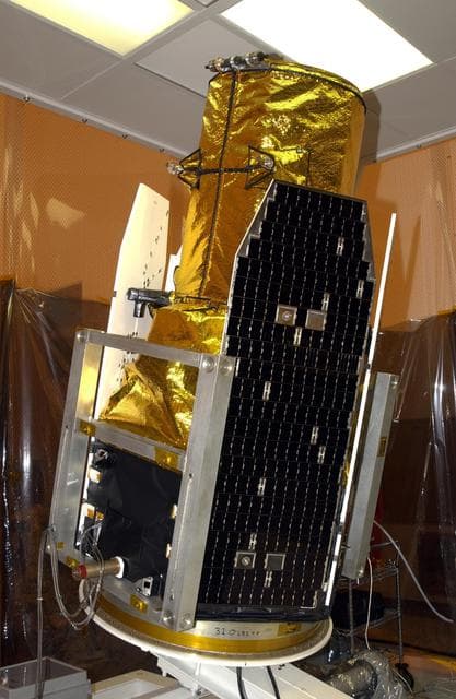 NASA image: KSC-03pd0621