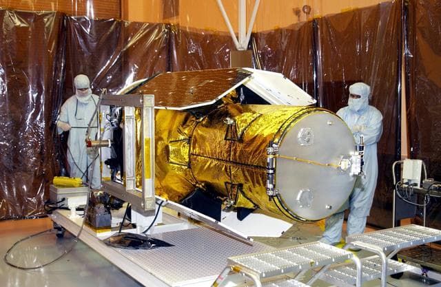 NASA image: KSC-03pd0624