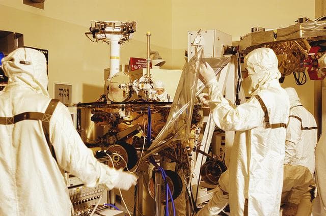 NASA image: KSC-03pd0658