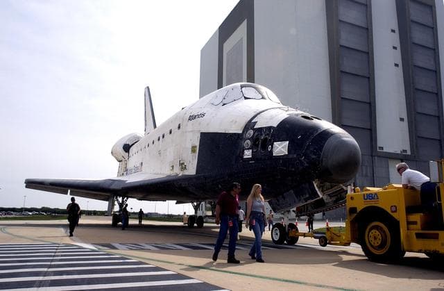NASA image: KSC-03pd0688