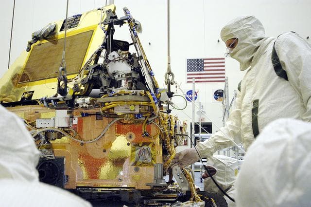 NASA image: KSC-03pd0726