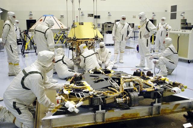 NASA image: KSC-03pd0727