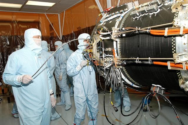 NASA image: KSC-03pd0738