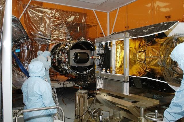NASA image: KSC-03pd0740