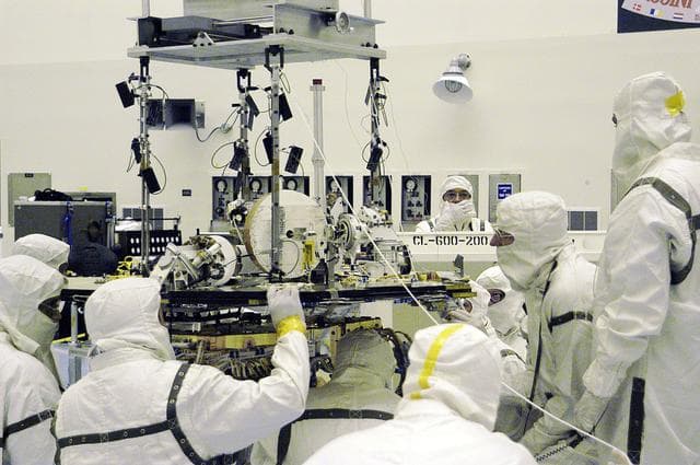 NASA image: KSC-03pd0752