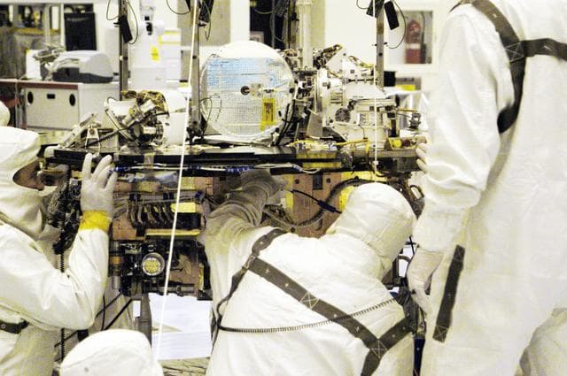 NASA image: KSC-03pd0753
