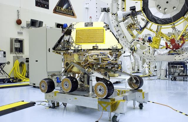 NASA image: KSC-03pd0758