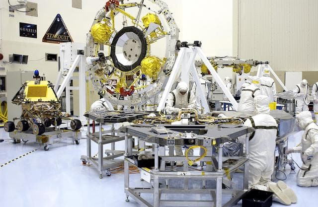 NASA image: KSC-03pd0759