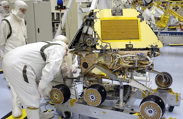 NASA image: KSC-03pd0760