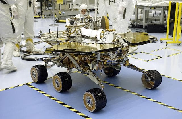 NASA image: KSC-03pd0771