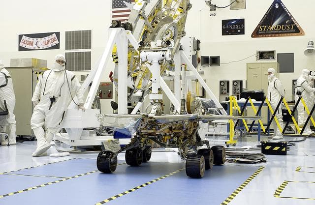 NASA image: KSC-03pd0780