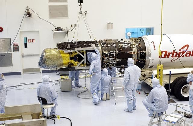 NASA image: KSC-03pd0797
