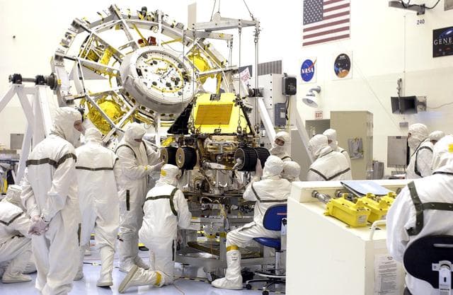 NASA image: KSC-03pd0884