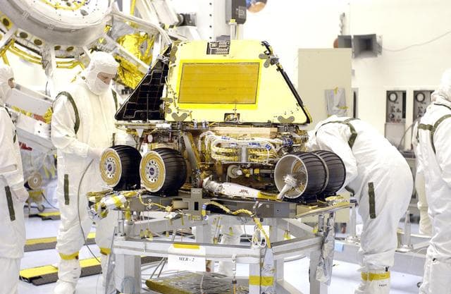 NASA image: KSC-03pd0886