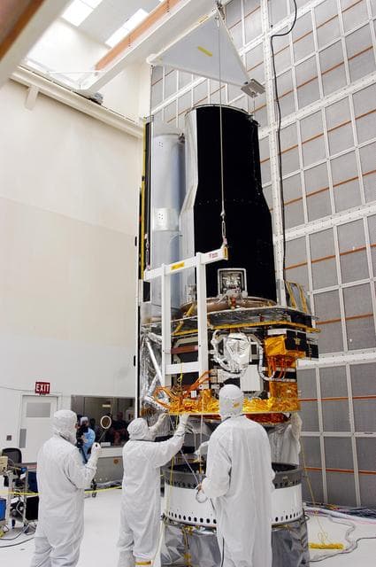 NASA image: KSC-03pd0895