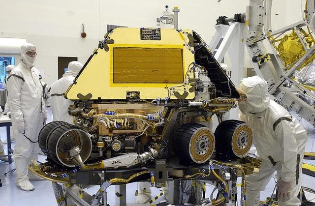 NASA image: KSC-03pd0914