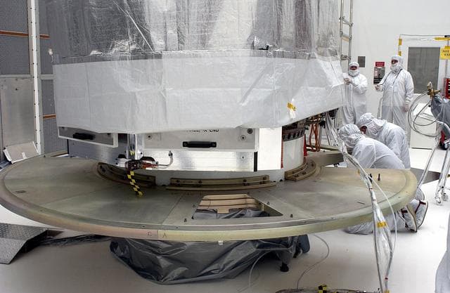 NASA image: KSC-03pd0934